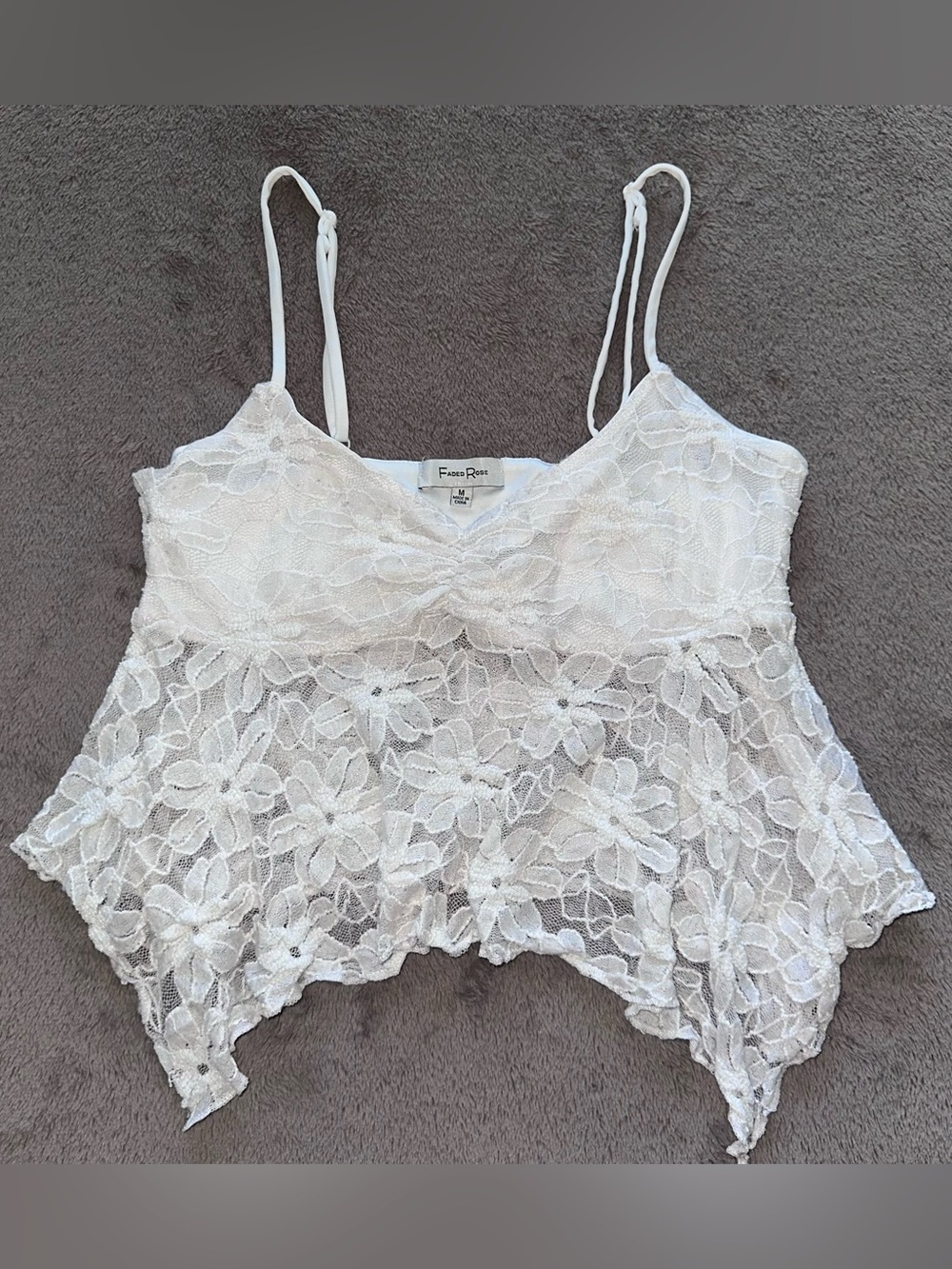 Fairy babydoll whimsy white floral lace Y2K style spaghetti strap cami tank M